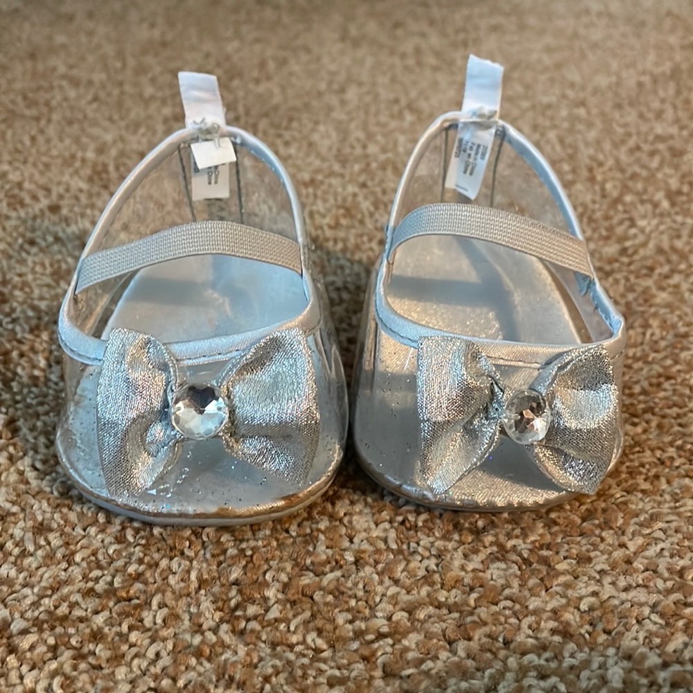 Build a bear clear with Silver bow heels